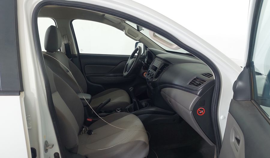 Mitsubishi L200 Triton GL CD Pickup 2022