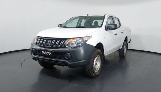 Mitsubishi • L200 Triton