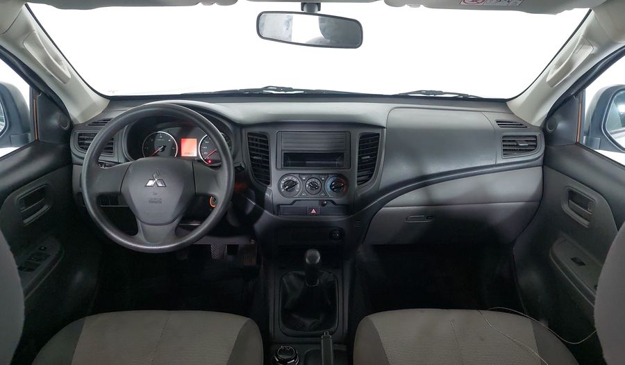 Mitsubishi L200 Triton GL CD Pickup 2022