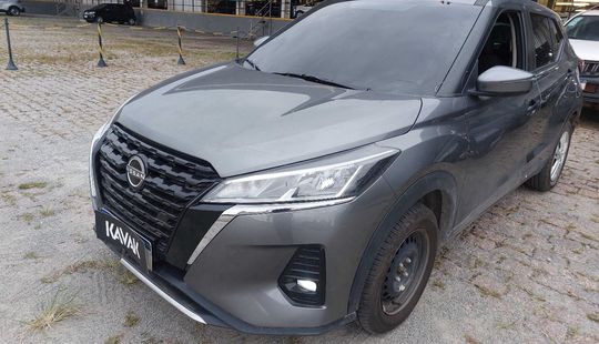 Nissan • Kicks
