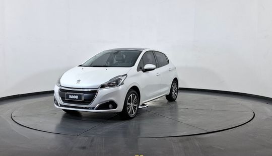 Peugeot • 208