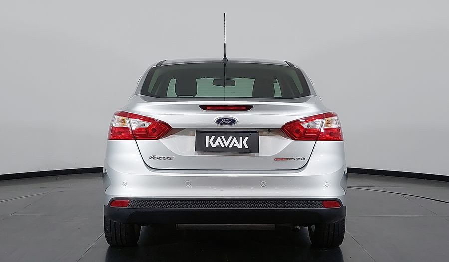 Ford Focus SE SEDAN POWERSHIFT Sedan 2015