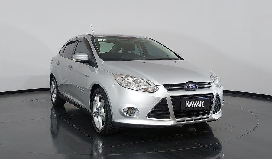 Ford Focus SE SEDAN POWERSHIFT Sedan 2015