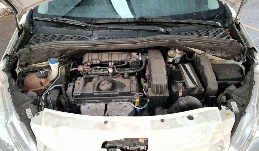 Peugeot 208 1.5 ALLURE TOUCHSCREEN Hatchback 2016