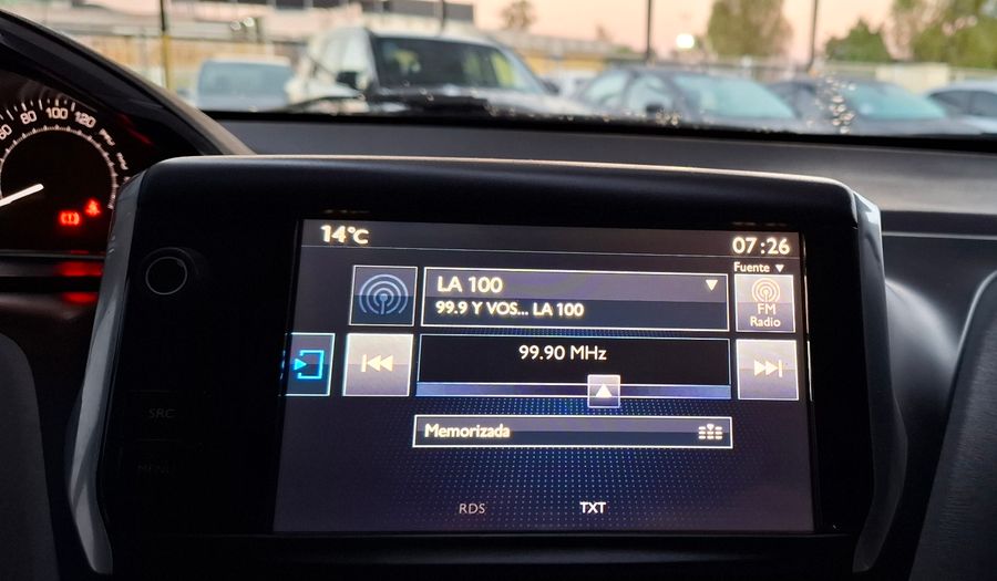 Peugeot 208 1.5 ALLURE TOUCHSCREEN Hatchback 2016