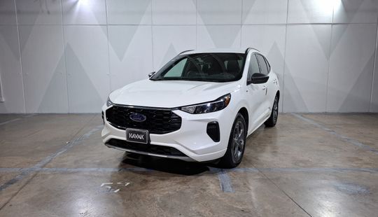 Ford • Escape