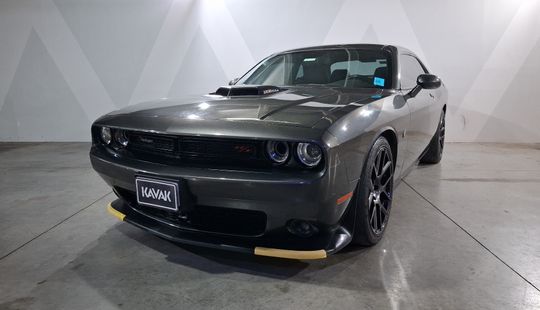 Dodge • Challenger