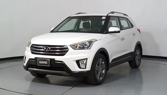 2018 • 75,675 km • Automático