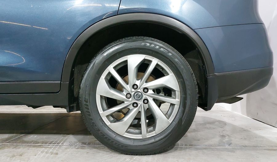 Nissan X-trail 2.5 EXCLUSIVE 2 ROW CVT Suv 2015