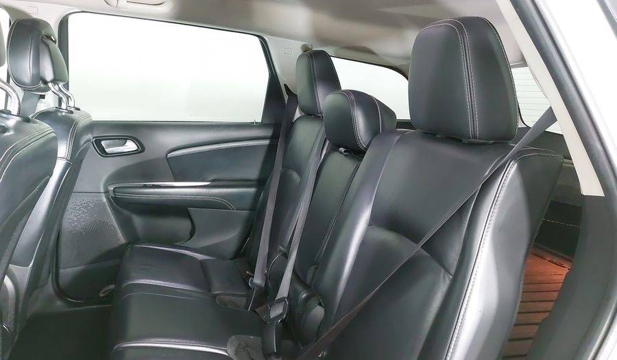 Dodge Journey 2.4 SXT+ 5 PASAJEROS Suv 2015