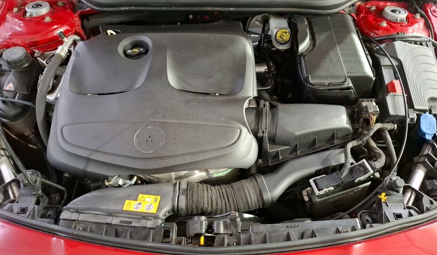 Mercedes Benz Clase Cla 1.6 CLA 200 SPORT AT Coupe 2017