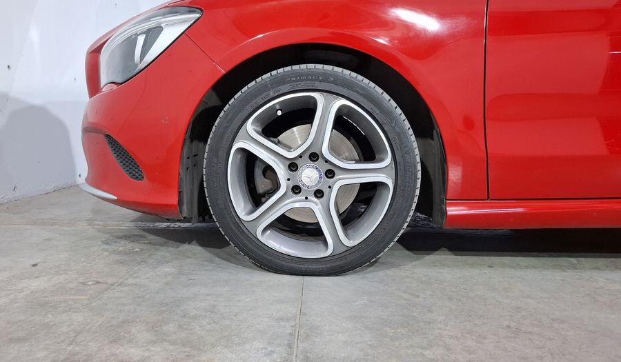 Mercedes Benz Clase Cla 1.6 CLA 200 SPORT AT Coupe 2017