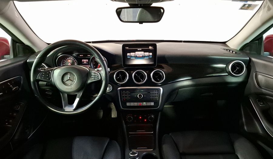 Mercedes Benz Clase Cla 1.6 CLA 200 SPORT AT Coupe 2017