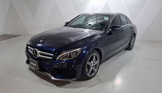 Mercedes Benz • Clase C