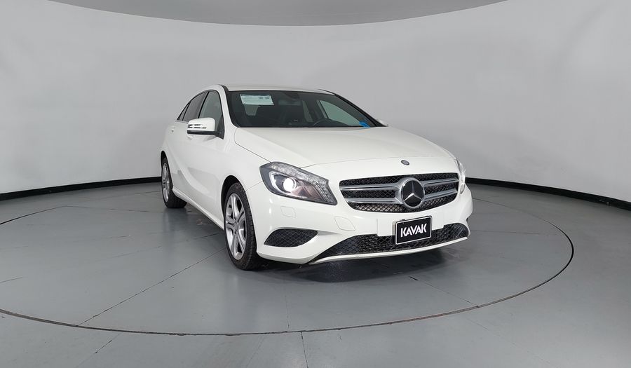 Mercedes Benz Clase A 1.6 200 CGI 7G-DCT Hatchback 2014