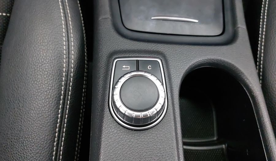 Mercedes Benz Clase A 1.6 200 CGI 7G-DCT Hatchback 2014