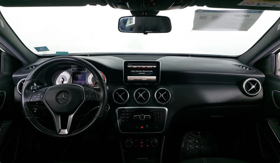 Mercedes Benz Clase A 1.6 200 CGI 7G-DCT Hatchback 2014
