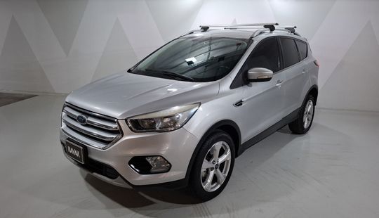 Ford • Escape