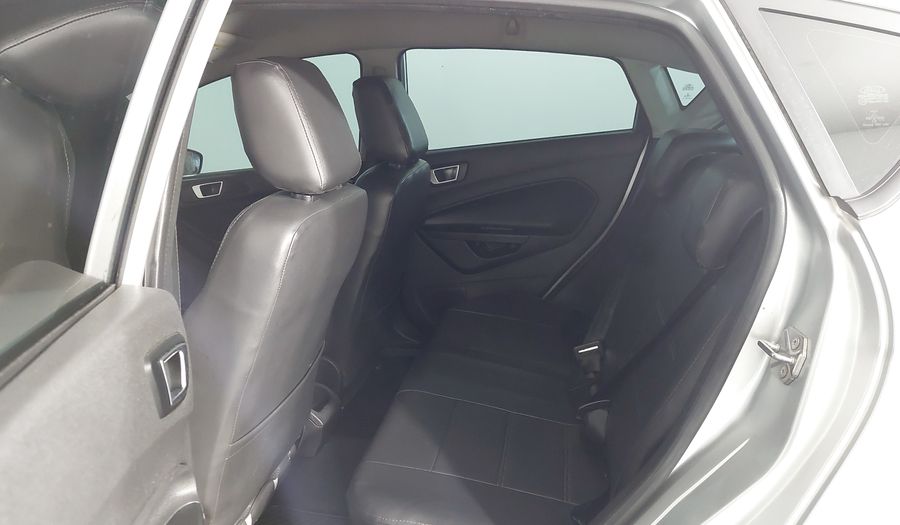 Ford Fiesta SE HATCH POWERSHIFT Hatchback 2014