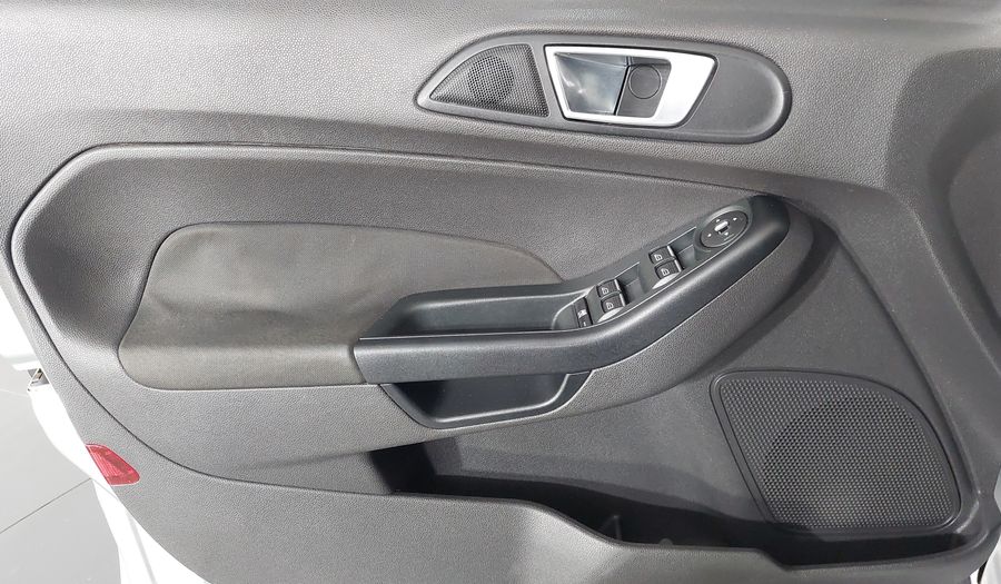 Ford Fiesta SE HATCH POWERSHIFT Hatchback 2014