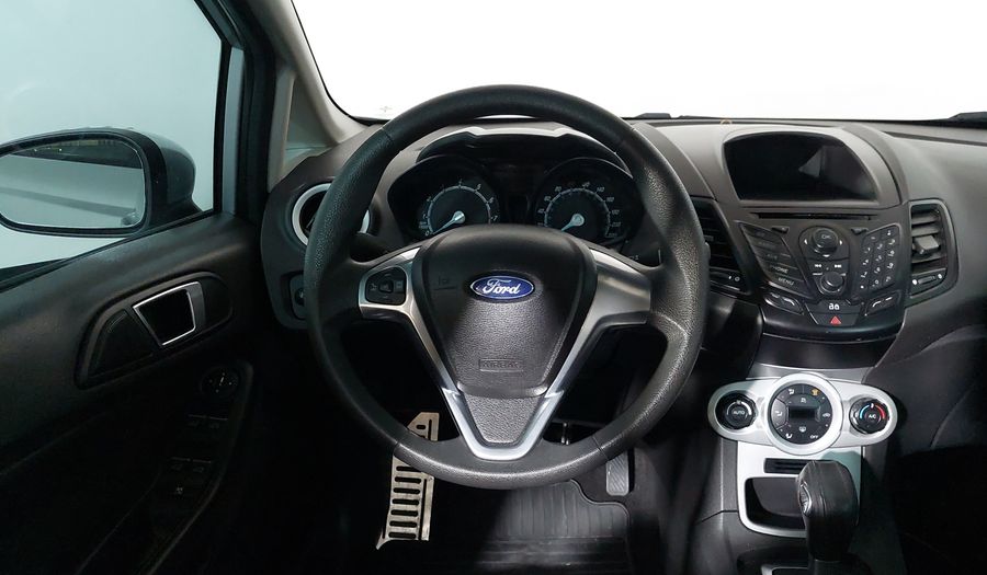 Ford Fiesta SE HATCH POWERSHIFT Hatchback 2014