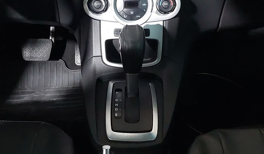Ford Fiesta SE HATCH POWERSHIFT Hatchback 2014