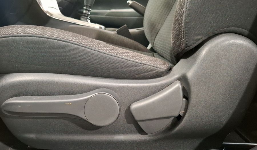 Nissan Sentra 1.8 SENSE MT Sedan 2014