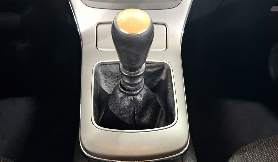 Nissan Sentra 1.8 SENSE MT Sedan 2014