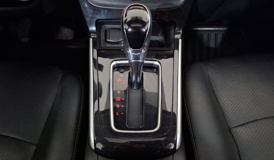 Nissan Sentra 1.8 EXCLUSIVE NAVI AUTO Sedan 2018