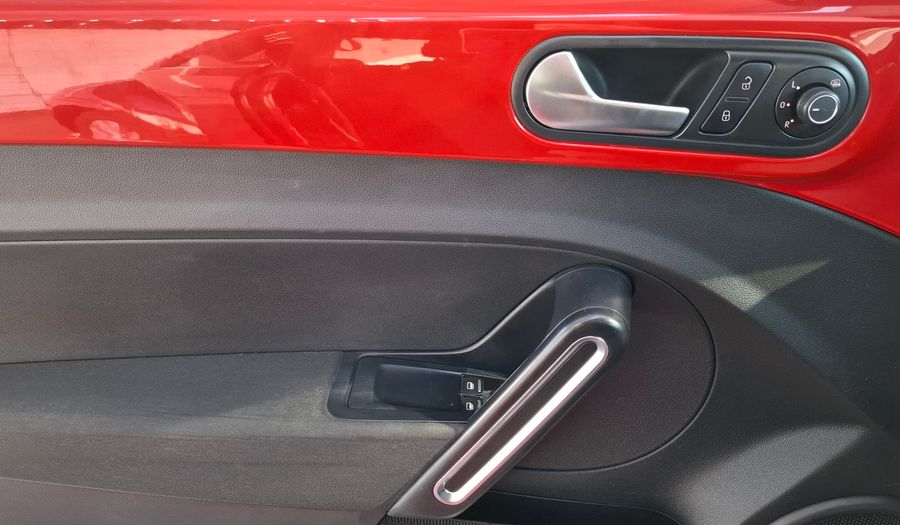 Volkswagen The Beetle 1.4 TSI DSG DESIGN Hatchback 2015