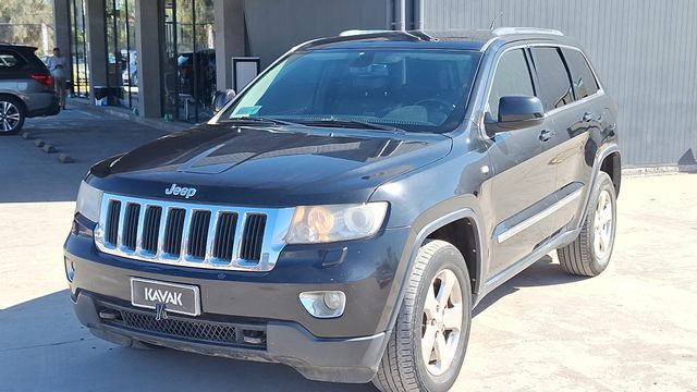 Jeep • Grand Cherokee