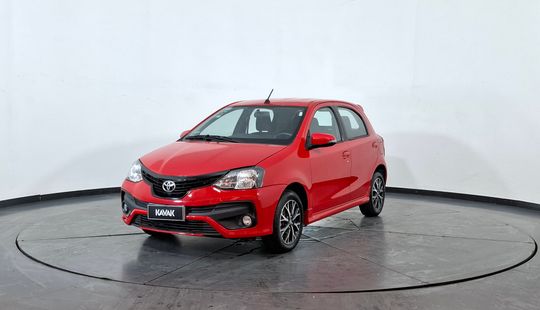 Toyota • Etios