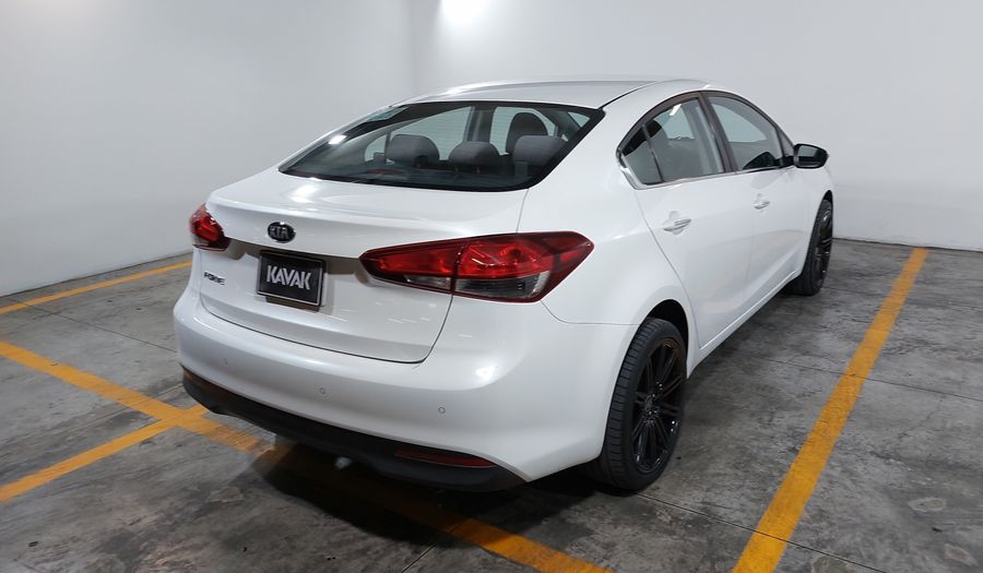 Kia Forte 2.0 EX Sedan 2018