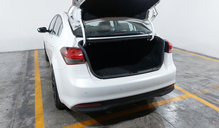 Kia Forte 2.0 EX Sedan 2018