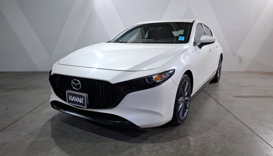 Mazda • Mazda 3