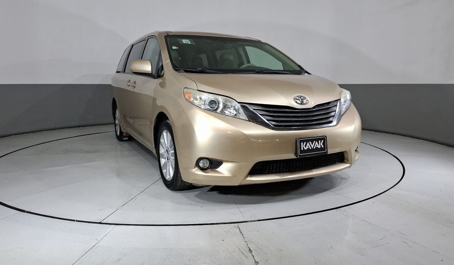 Toyota Sienna 3.5 XLE PIEL AT Minivan 2012
