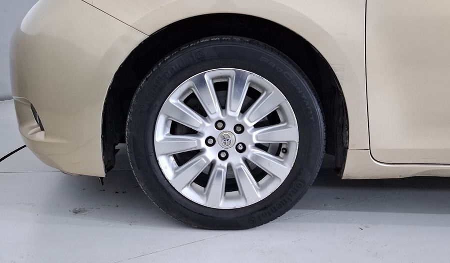 Toyota Sienna 3.5 XLE PIEL AT Minivan 2012