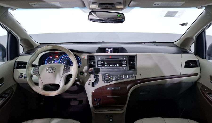 Toyota Sienna 3.5 XLE PIEL AT Minivan 2012