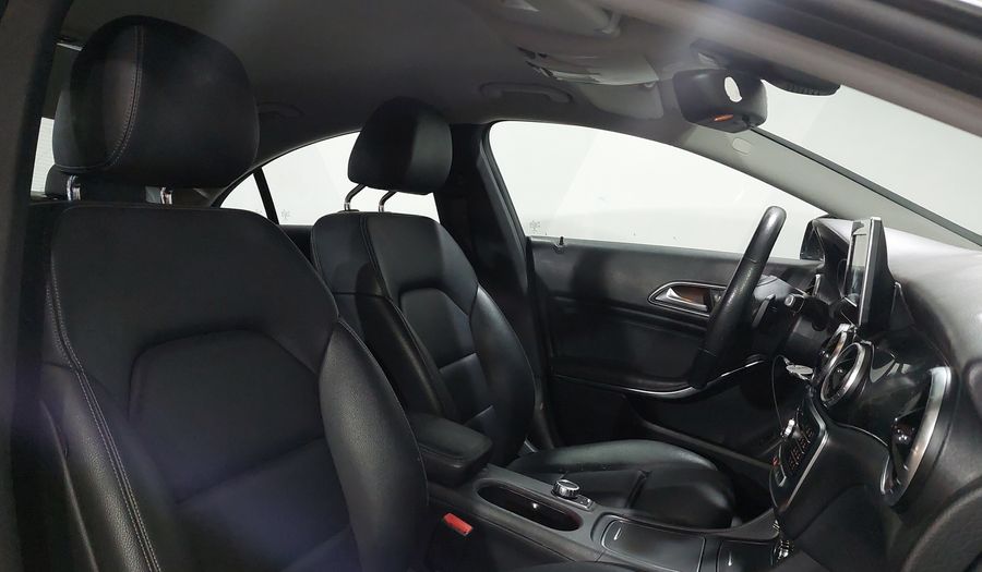 Mercedes Benz Clase Cla 1.6 CLA 200 SPORT DCT Coupe 2018