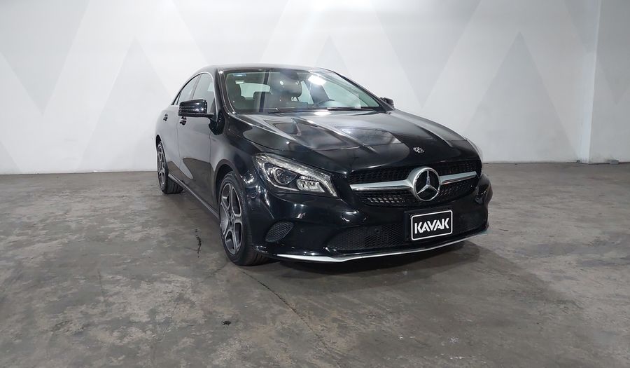 Mercedes Benz Clase Cla 1.6 CLA 200 SPORT DCT Coupe 2018