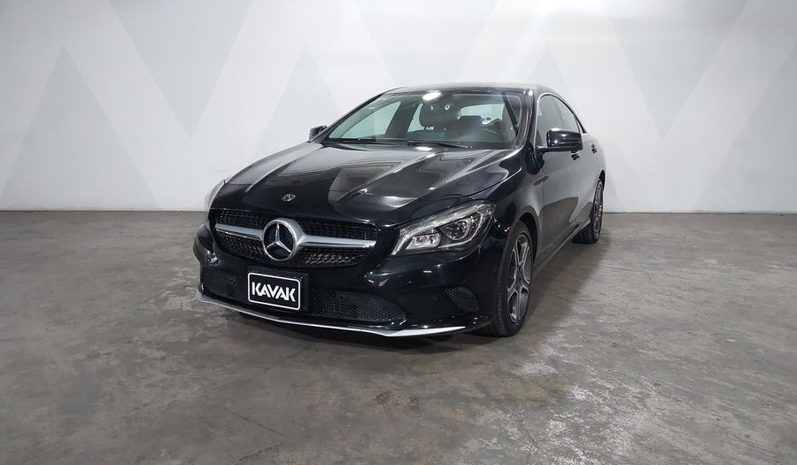 Mercedes Benz Clase Cla 1.6 CLA 200 SPORT DCT Coupe 2018