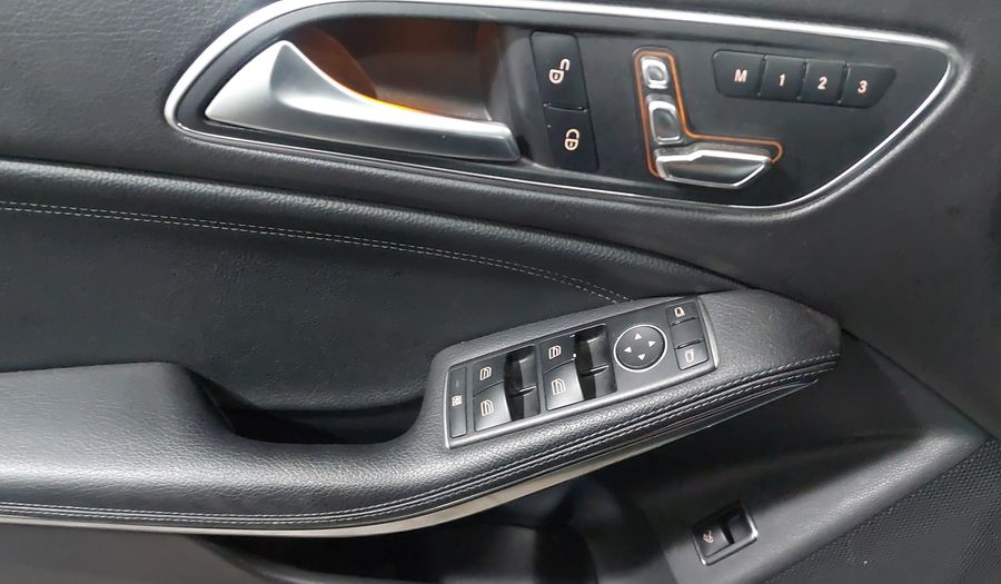 Mercedes Benz Clase Cla 1.6 CLA 200 SPORT DCT Coupe 2018
