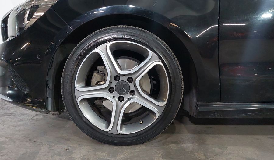 Mercedes Benz Clase Cla 1.6 CLA 200 SPORT DCT Coupe 2018