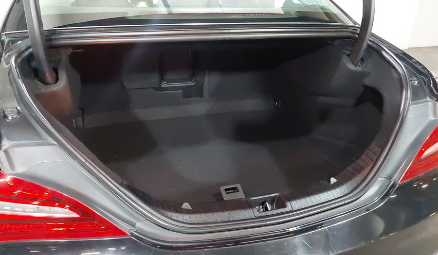 Mercedes Benz Clase Cla 1.6 CLA 200 SPORT DCT Coupe 2018