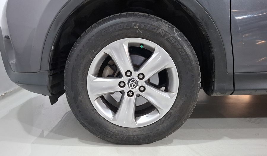 Toyota Rav4 2.5 XLE AWD AT Suv 2015