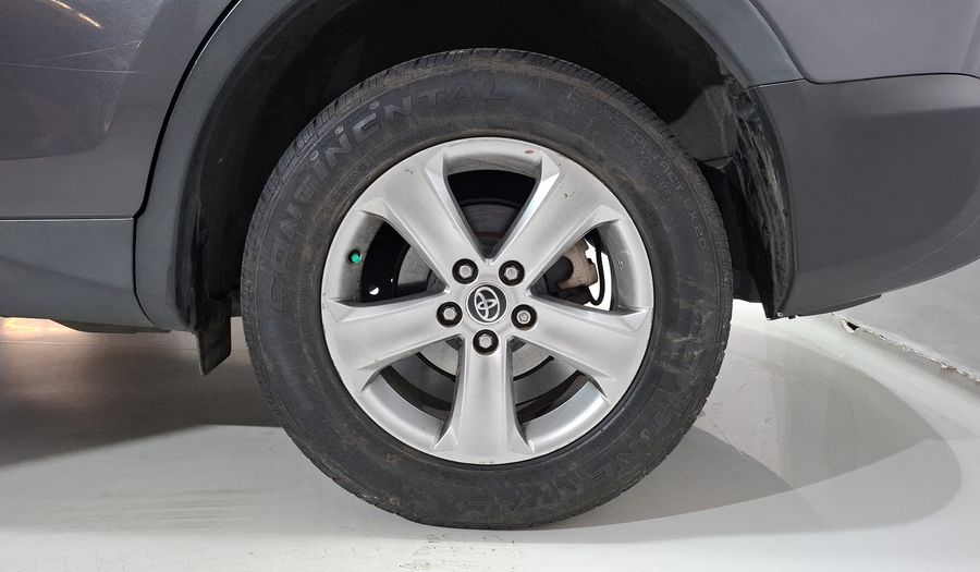 Toyota Rav4 2.5 XLE AWD AT Suv 2015
