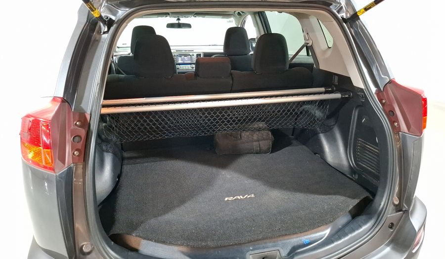 Toyota Rav4 2.5 XLE AWD AT Suv 2015