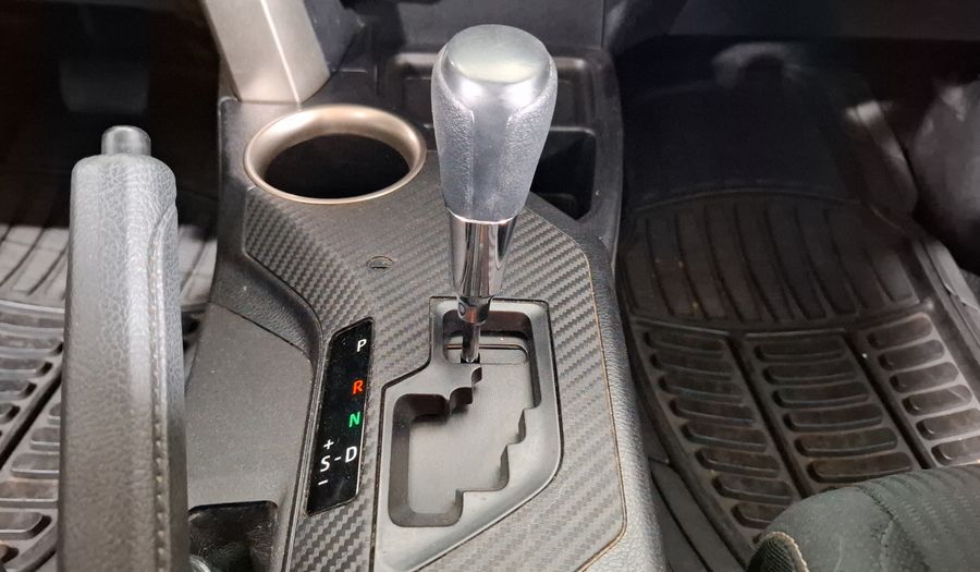 Toyota Rav4 2.5 XLE AWD AT Suv 2015
