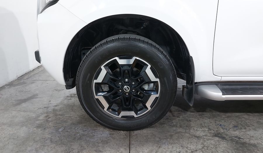Nissan Frontier 2.5 PLATINUM LE AUTO Pickup 2022