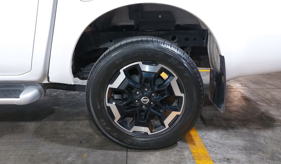 Nissan Frontier 2.5 PLATINUM LE AUTO Pickup 2022
